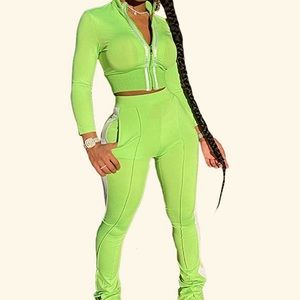 Slim green tracksuit